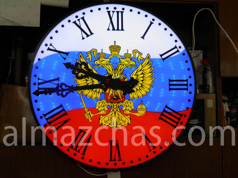 Часы с гербом РФ, фото один